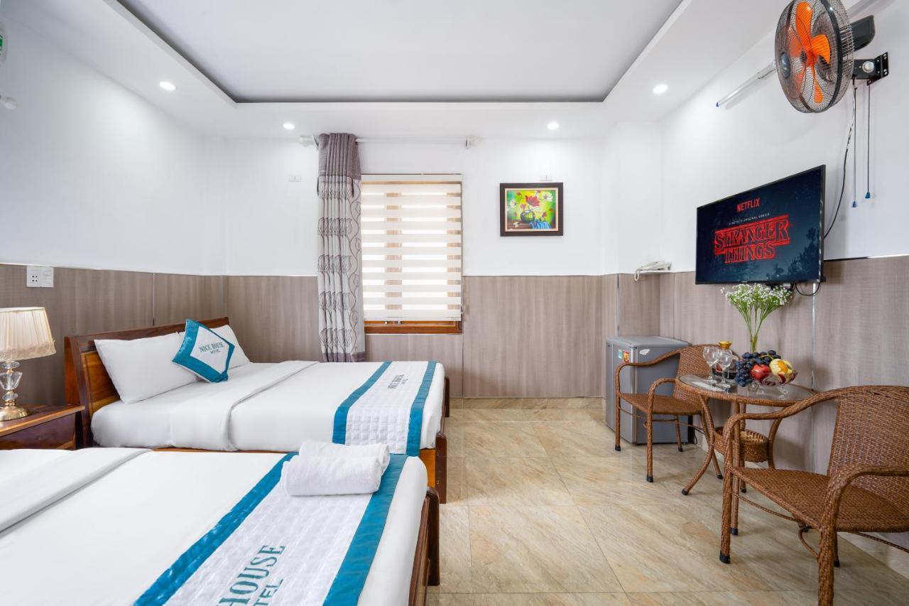 Nice House Hotel - Near My Khe Beach Da Nang Esterno foto