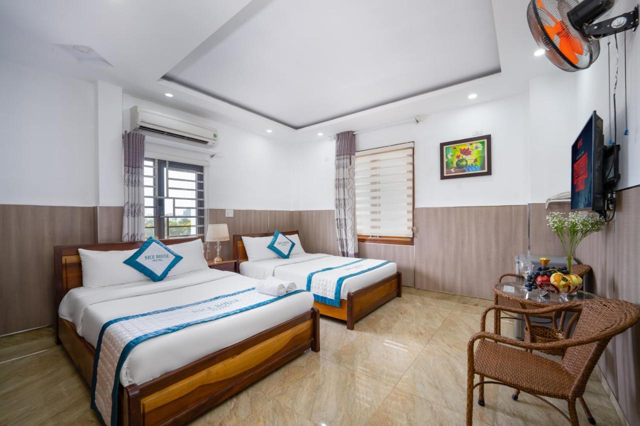 Nice House Hotel - Near My Khe Beach Da Nang Esterno foto